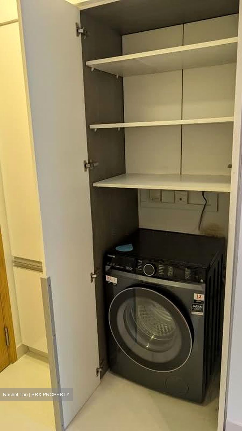 Casa Cambio (D19), Condominium #569756751